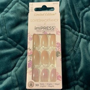 Kiss impress press on nails-Love Shack Fancy”Blushing Lavender ” Ltd ed. NEW